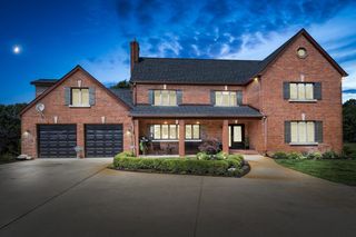 3255 Yankee Street, Howard Twp, MI 49120