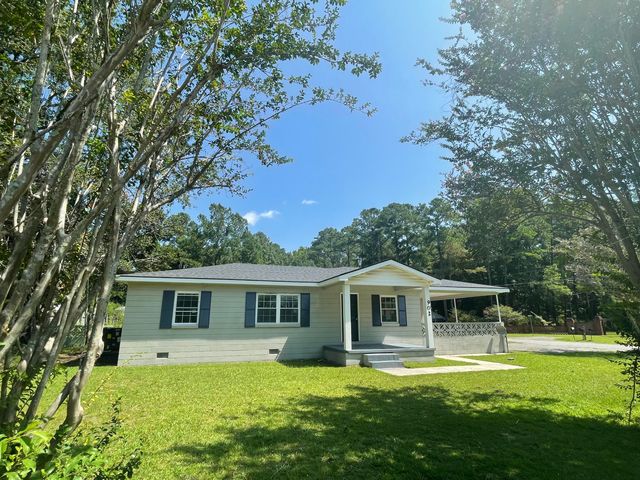 902 Poplar Street, Walterboro, SC 29488
