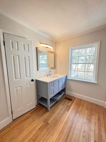 902 Poplar Street, Walterboro, SC 29488