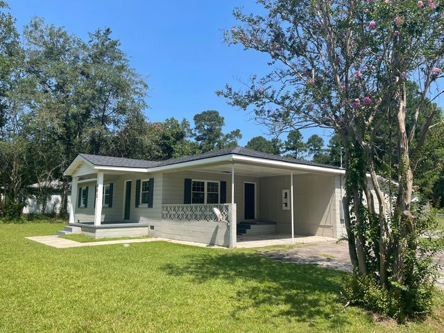 902 Poplar Street, Walterboro, SC 29488