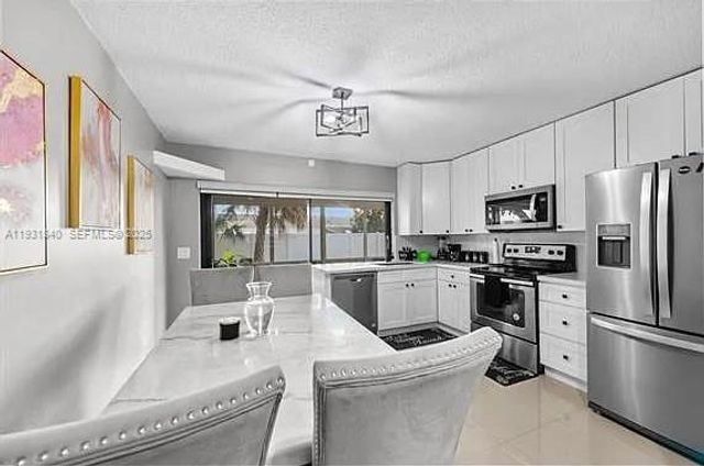 5404 NW 25th Ave 1, Tamarac, FL 33309