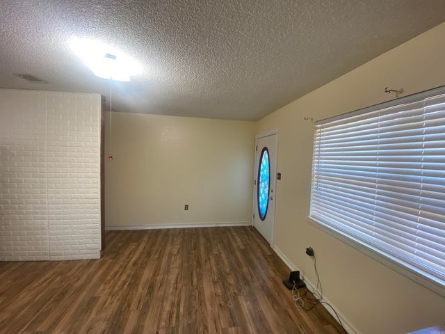 17804 CULLIPHER LN, Little Rock, AR 72206