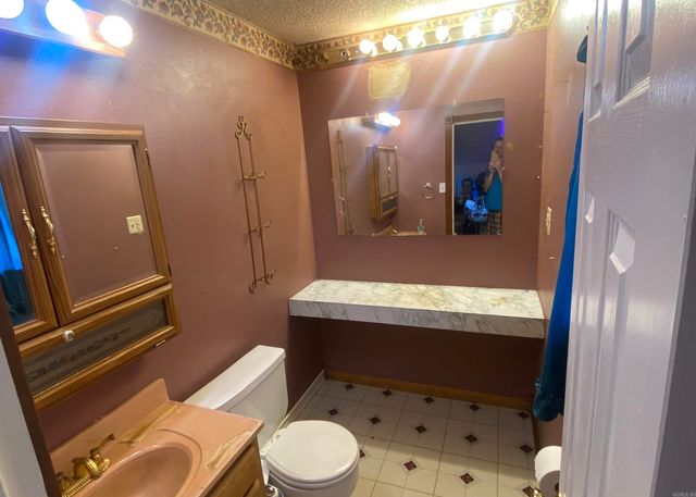 17804 CULLIPHER LN, Little Rock, AR 72206