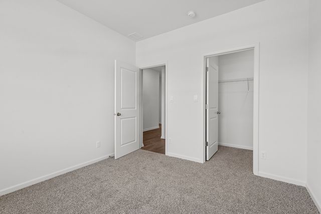 14707 S Parkview Drive, Plainfield, IL 60544