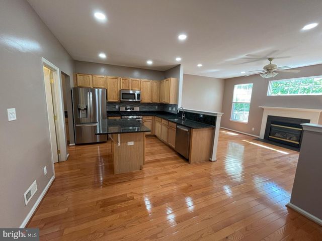 225 YORKTOWN CT, Malvern, PA 19355
