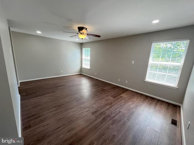 225 YORKTOWN CT, Malvern, PA 19355