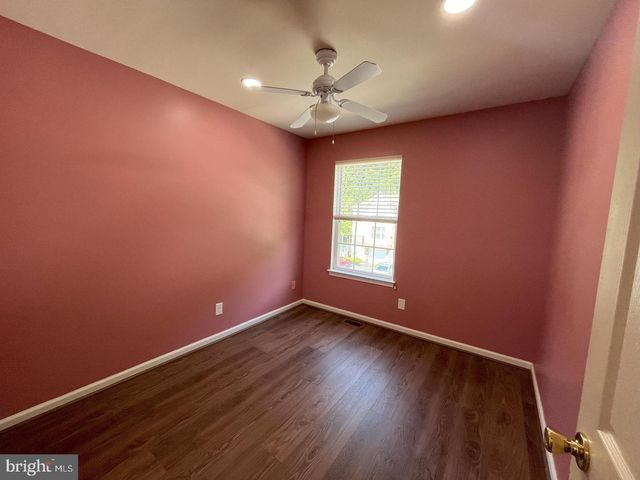 225 YORKTOWN CT, Malvern, PA 19355