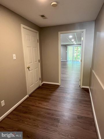 225 YORKTOWN CT, Malvern, PA 19355