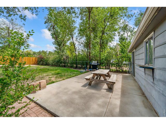 1230 Hover St, Longmont, CO 80501