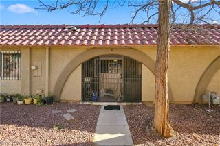 849 Hedge Way 6, Las Vegas, NV 89110