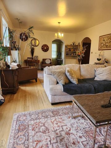 2116 N Elizabeth St, Pueblo, CO 81003