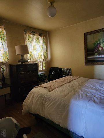 2116 N Elizabeth St, Pueblo, CO 81003