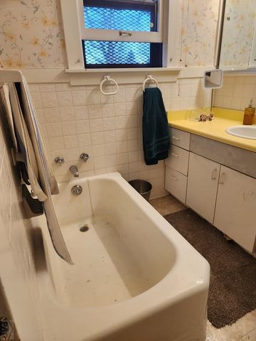 2116 N Elizabeth St, Pueblo, CO 81003