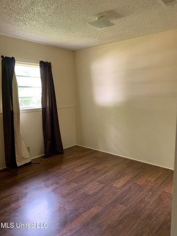 1516 43rd Avenue, Gulfport, MS 39501