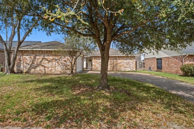 7403 Misty Morning Dr, Humble, TX 77346