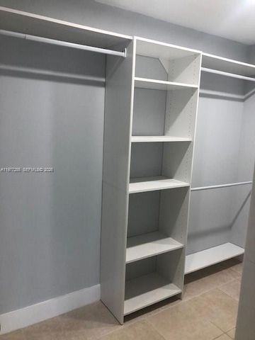 550 S Park Rd 32-8, Hollywood, FL 33021