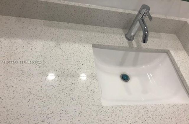 550 S Park Rd 32-8, Hollywood, FL 33021