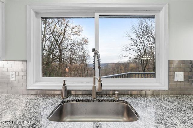 13809 Rutland Rd, Goshen, KY 40026