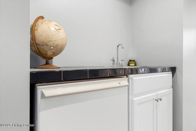 13809 Rutland Rd, Goshen, KY 40026