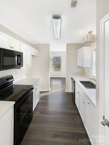 2220 Brandybuck Lane, Charlotte, NC 28269