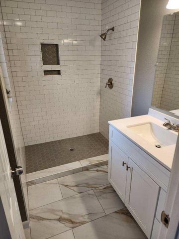 1853 Huge Oaks St Street, Houston, TX 77055