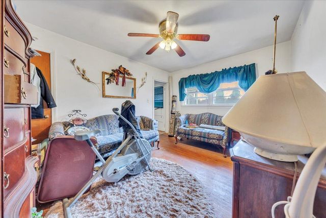 514 Hairston ST, Martinsville, VA 24112