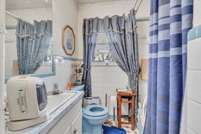 514 Hairston ST, Martinsville, VA 24112