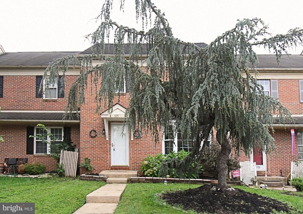 125 GOSHEN RD, SCHWENKSVILLE, PA 19473 — photo 2