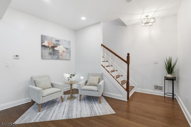 171 Renner Ave, Newark City, NJ 07112