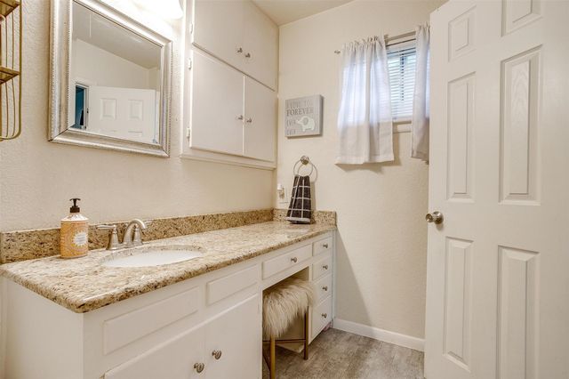 3554 Cromart Court N, Fort Worth, TX 76133