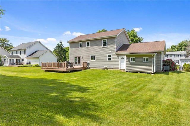 18 Fairview Drive, Essex Junction, VT 05452