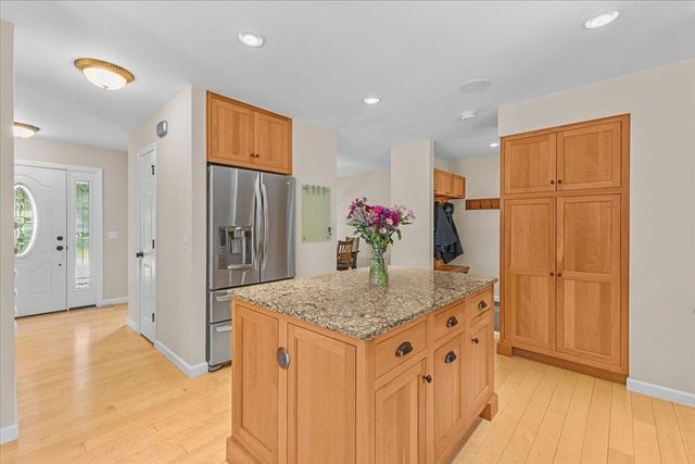 18 Fairview Drive, Essex Junction, VT 05452