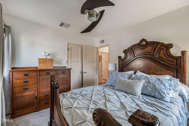 17448 Keswick Street, Northridge, CA 91325