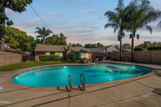 17448 Keswick Street, Northridge, CA 91325