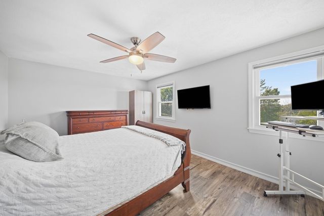 106 Park Ave W D5, Lowell, MA 01852
