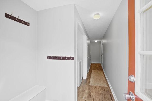 106 Park Ave W D5, Lowell, MA 01852