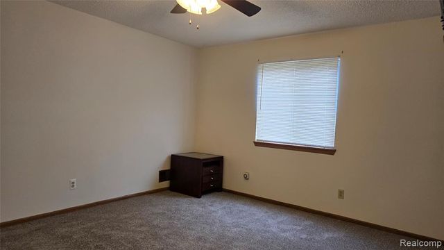 803 E Meyers Avenue, Hazel Park, MI 48030