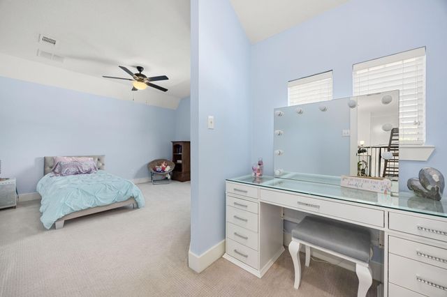 11411 Creekwood Hills Lane, Houston, TX 77070