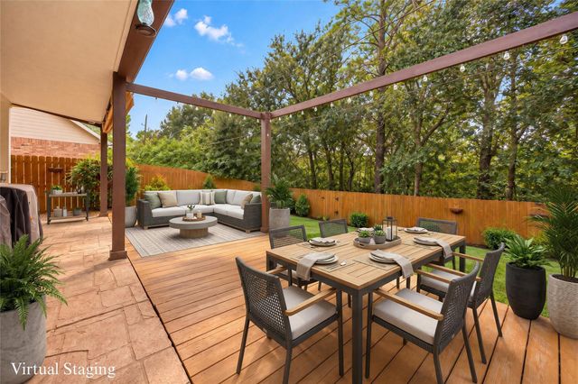 11411 Creekwood Hills Lane, Houston, TX 77070