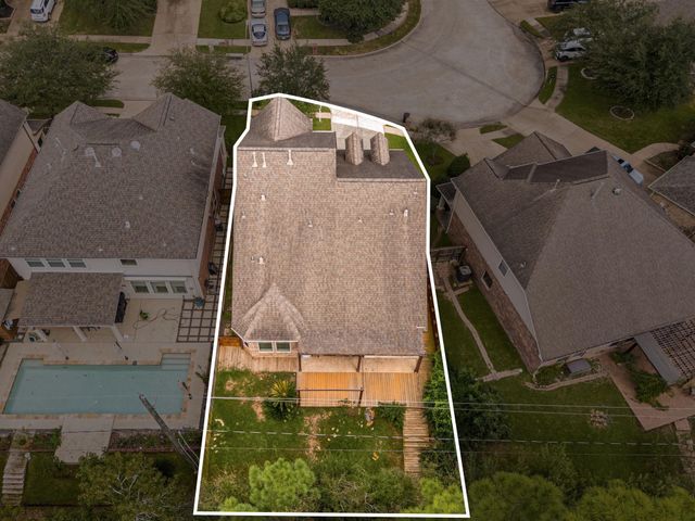 11411 Creekwood Hills Lane, Houston, TX 77070