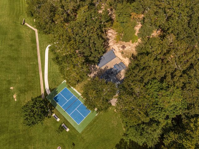 11411 Creekwood Hills Lane, Houston, TX 77070