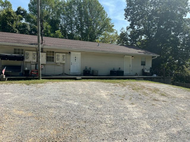 105 Loveless Lane, Somerset, KY 42503