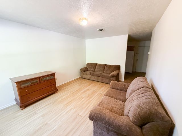 105 Loveless Lane, Somerset, KY 42503