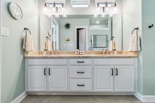 3803 Nublado, San Antonio, TX 78261