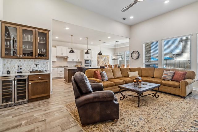 3803 Nublado, San Antonio, TX 78261