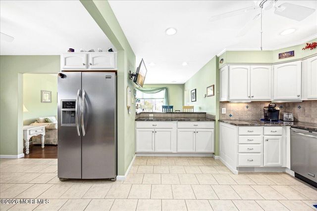 410 N Huntington Avenue, Margate, NJ 08402