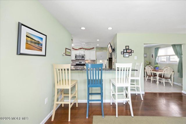 410 N Huntington Avenue, Margate, NJ 08402