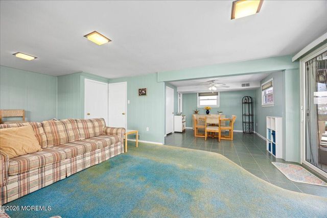410 N Huntington Avenue, Margate, NJ 08402