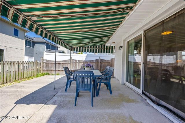 410 N Huntington Avenue, Margate, NJ 08402