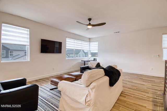 622 Braided Rope Drive, Reno, NV 89511